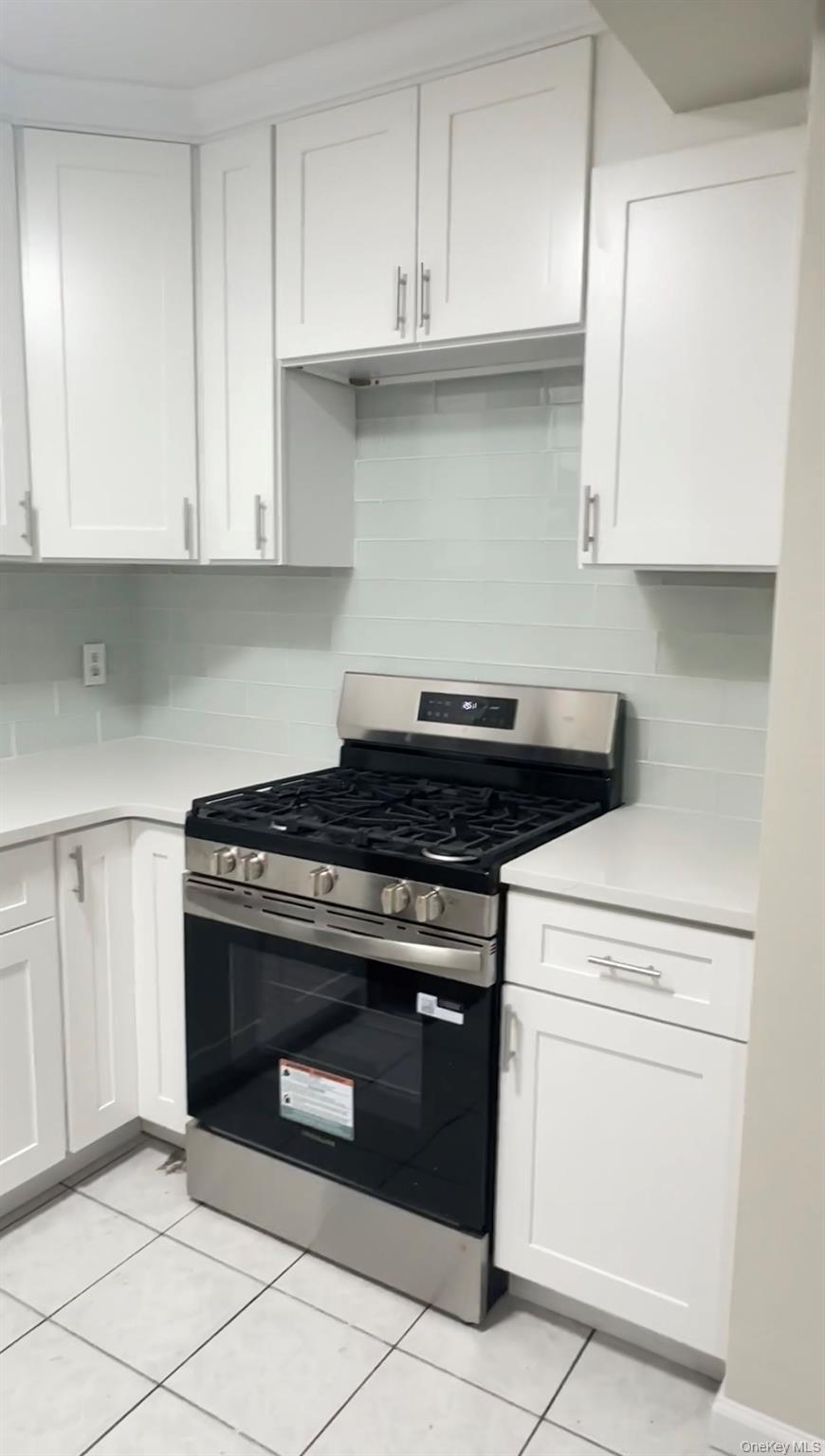 89-15 Parsons Boulevard 7d Property Photo 8