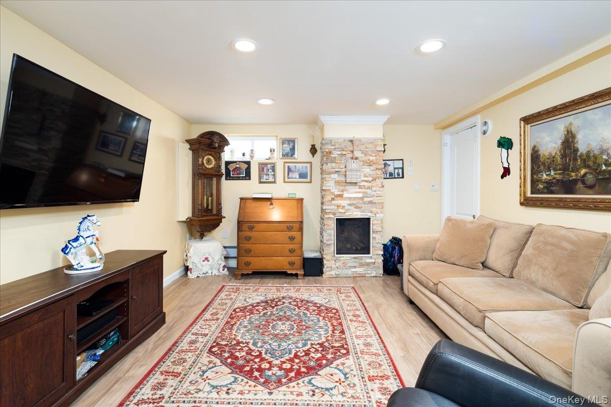17 Joludow Drive Property Photo 18