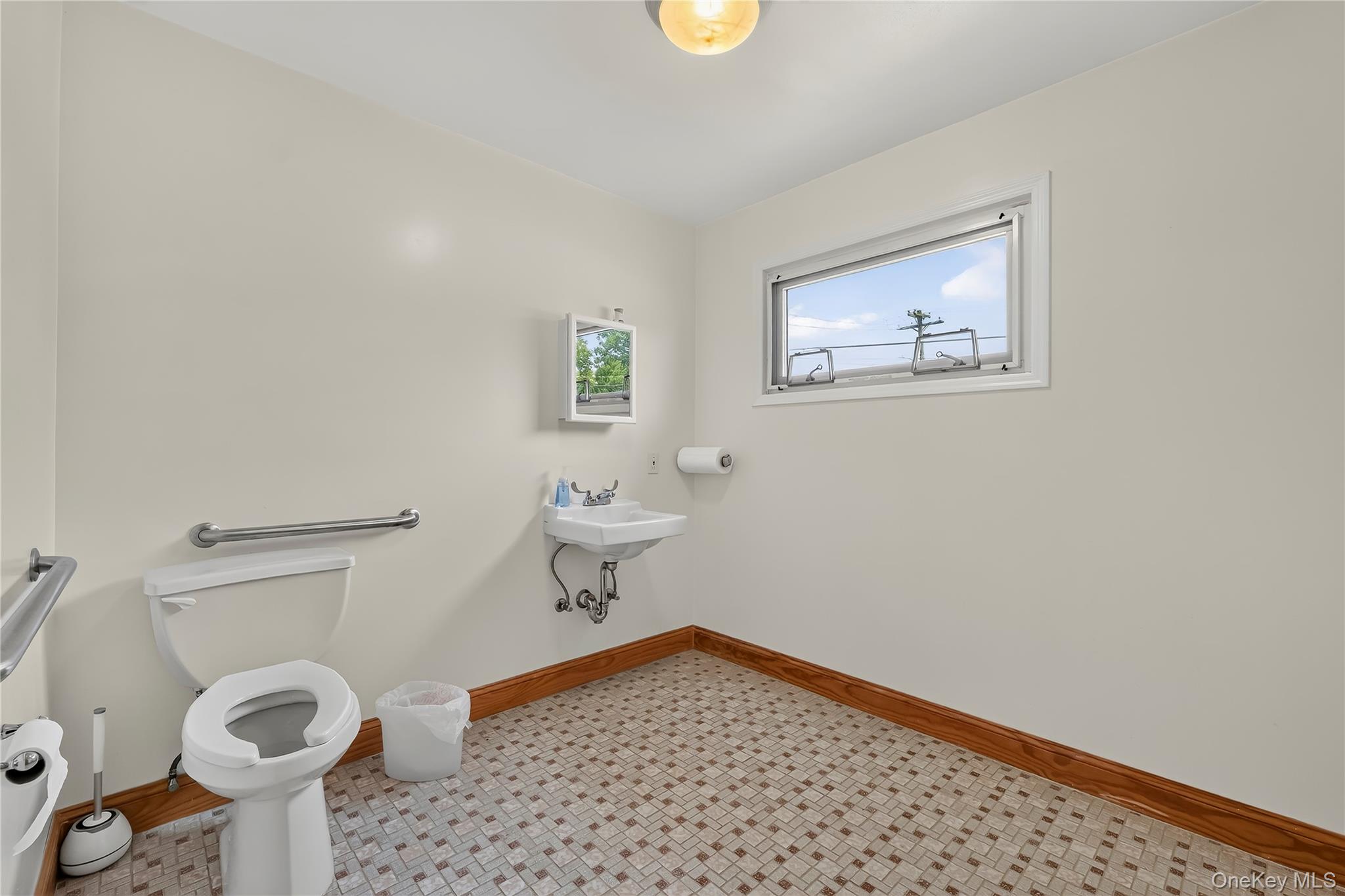 15 Kimball Avenue Property Photo 17