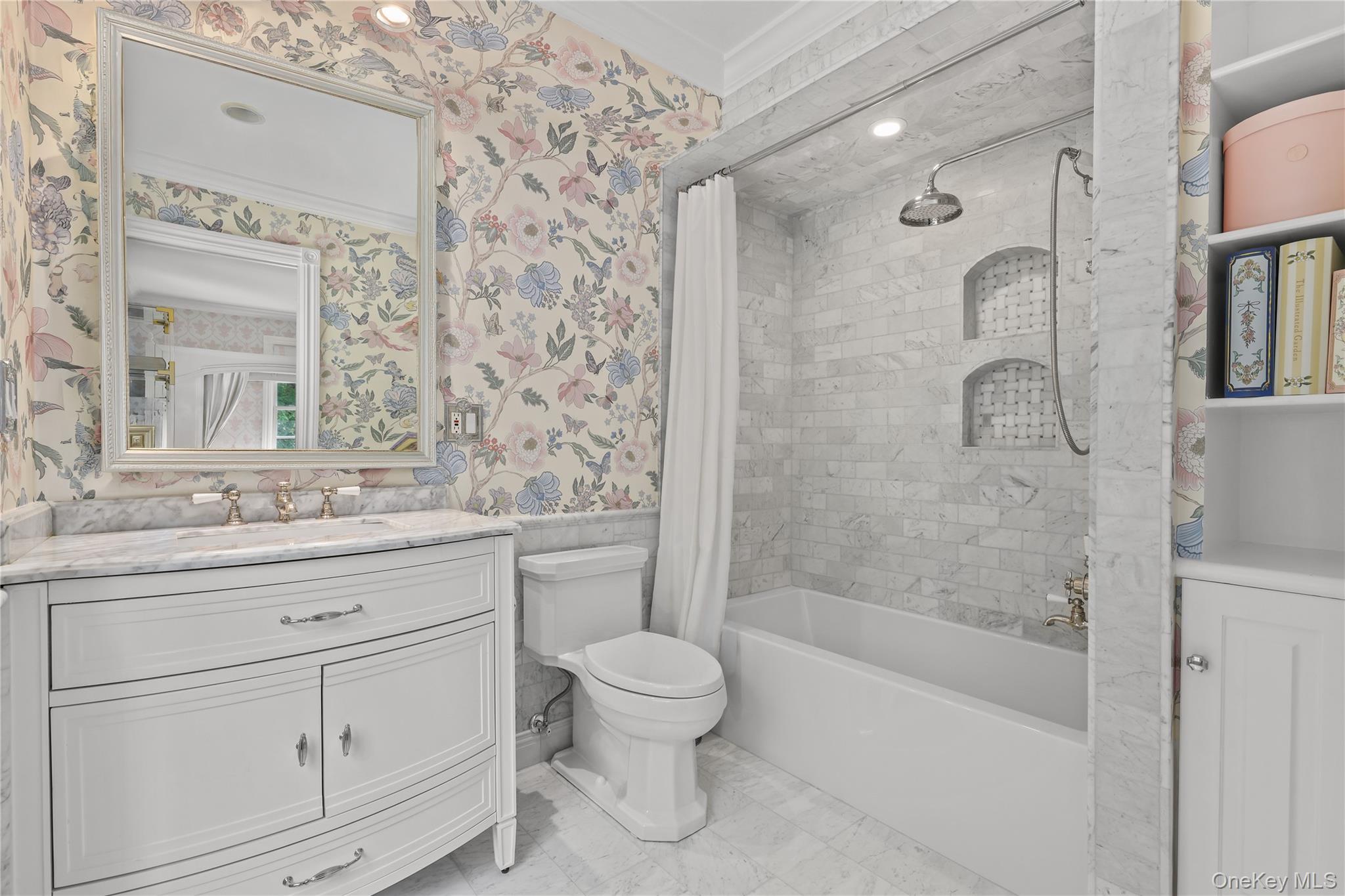 54 W Patent Road Property Photo 17