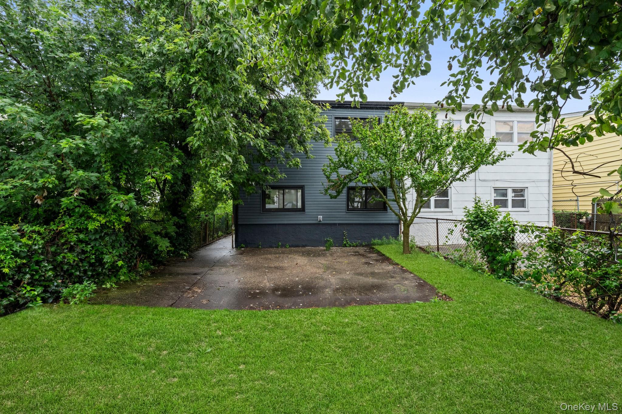 423 Beach 63rd Street Property Photo 14