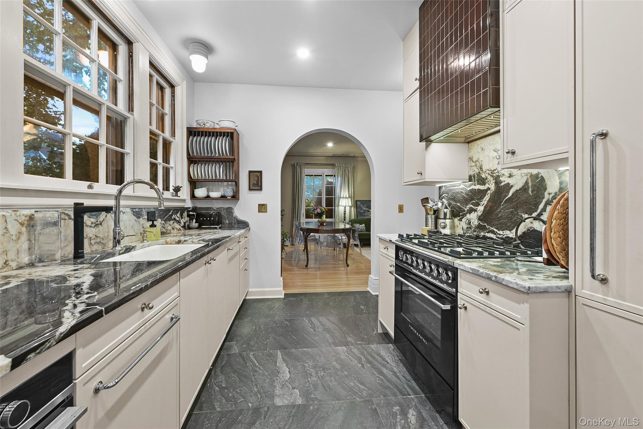 11 Maple Avenue Property Photo 19