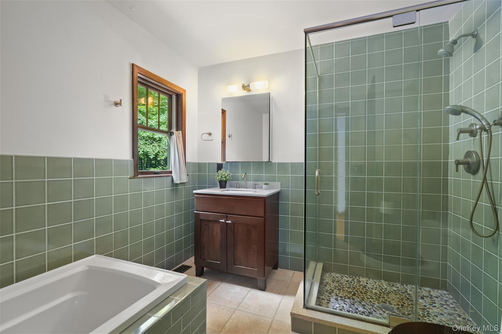 39 Miller Hill Woods Court Property Photo 4