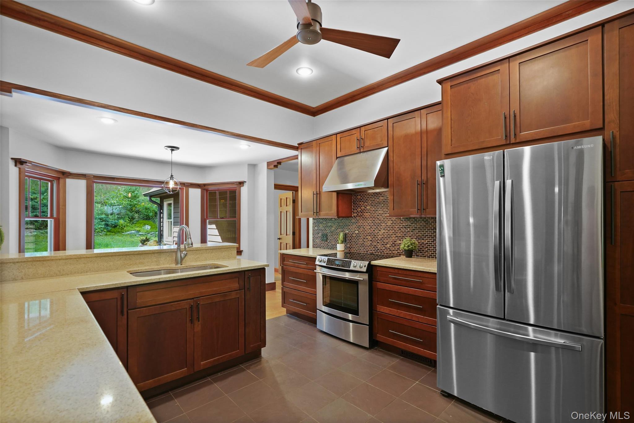 39 Miller Hill Woods Court Property Photo 11