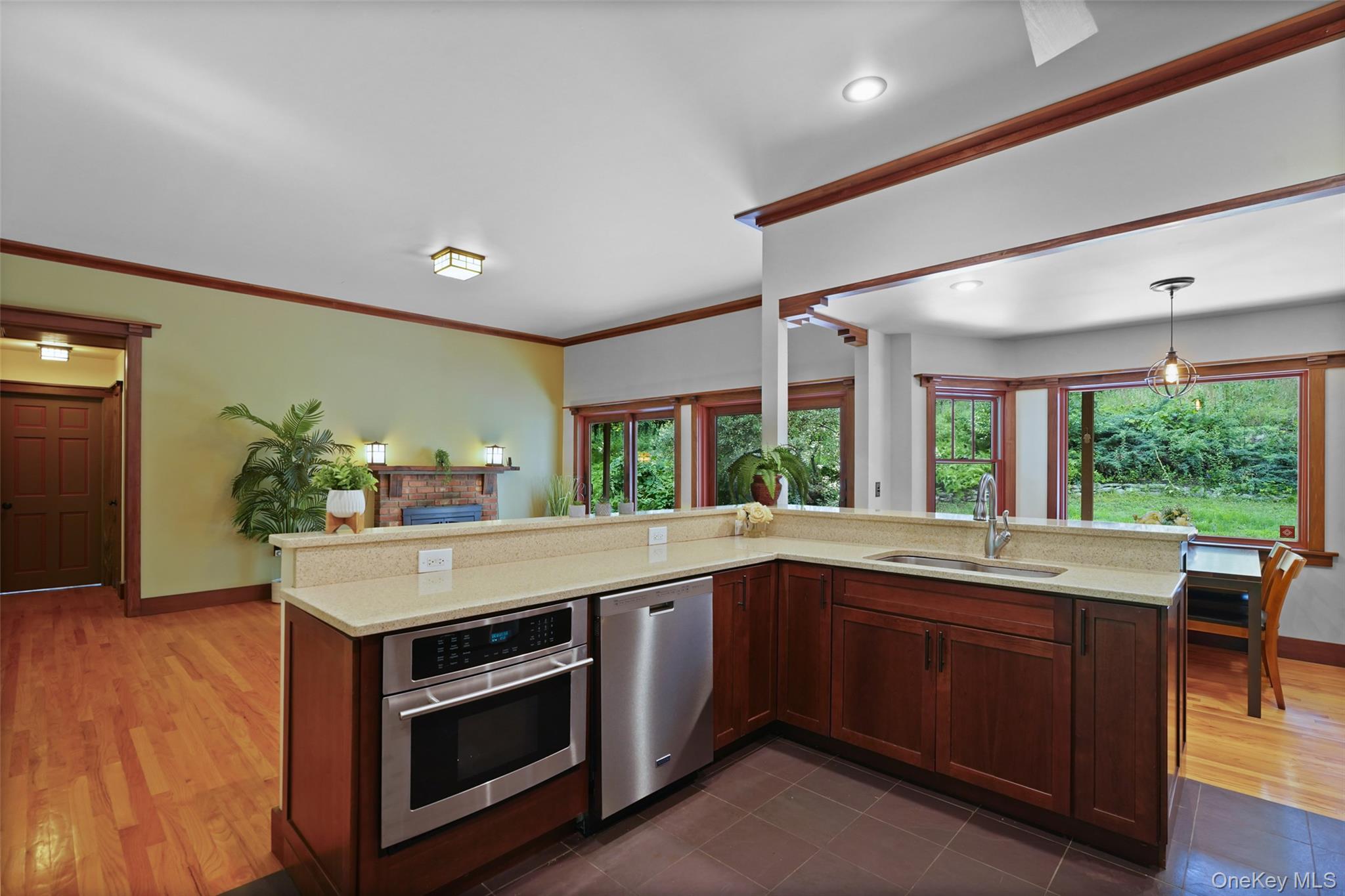 39 Miller Hill Woods Court Property Photo 14
