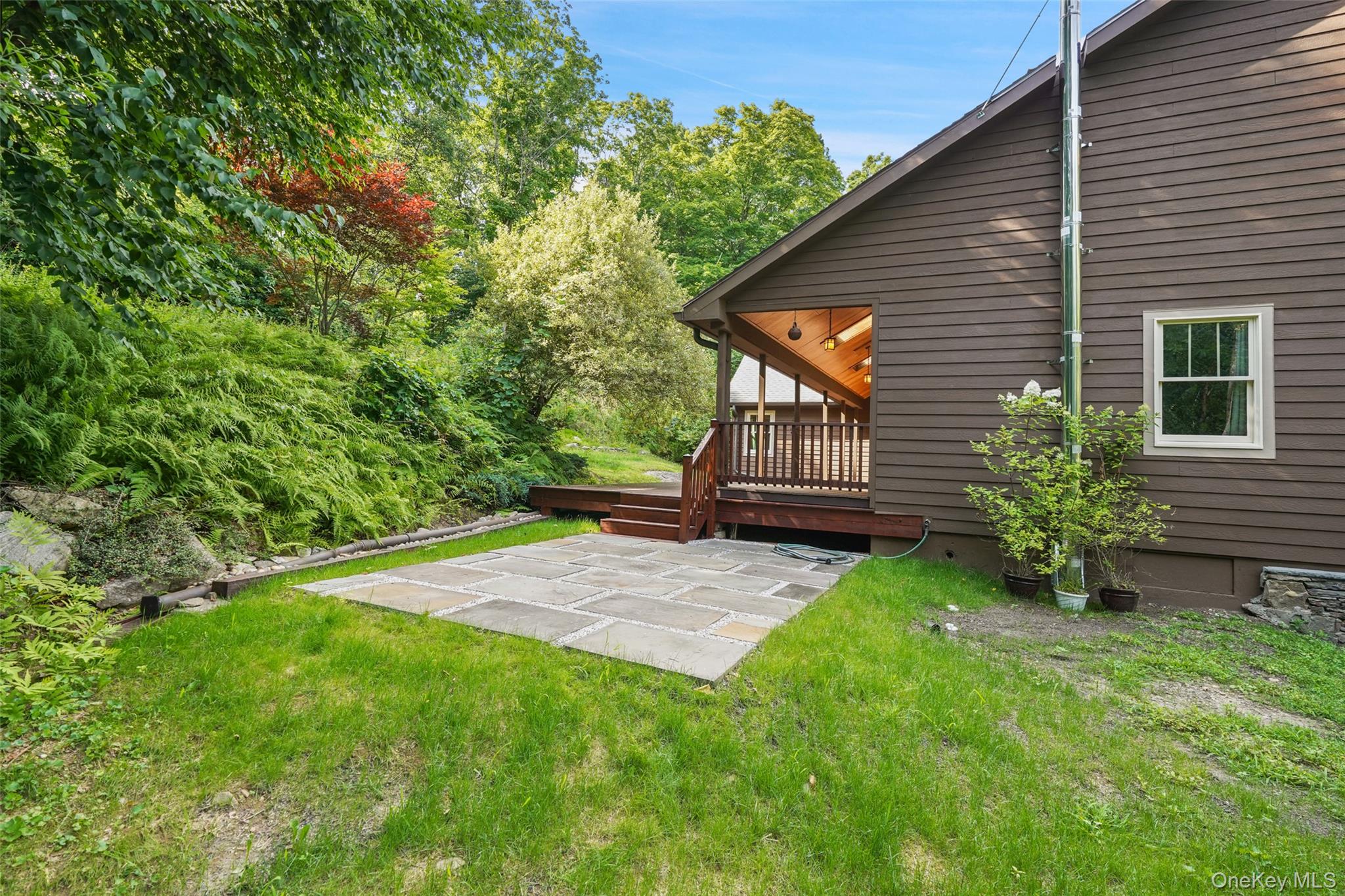 39 Miller Hill Woods Court Property Photo 32