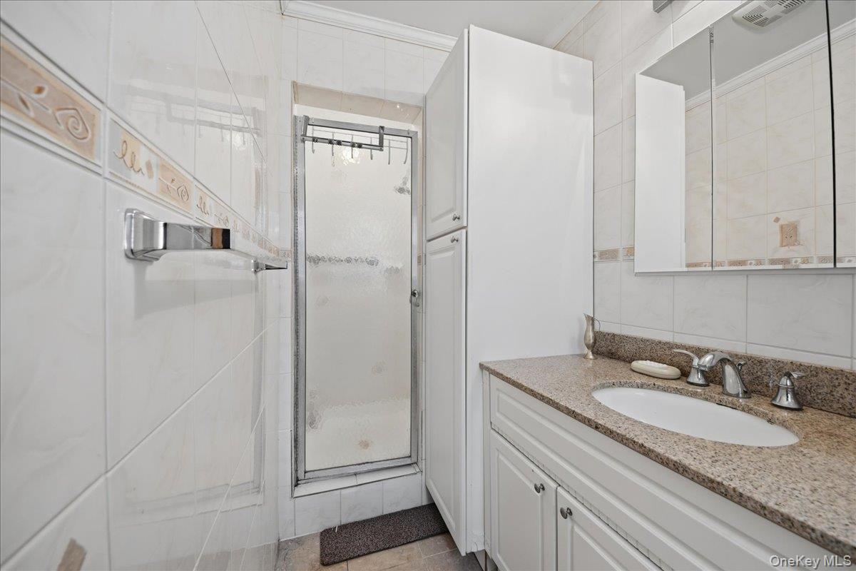 14 Glenn Place Property Photo 23