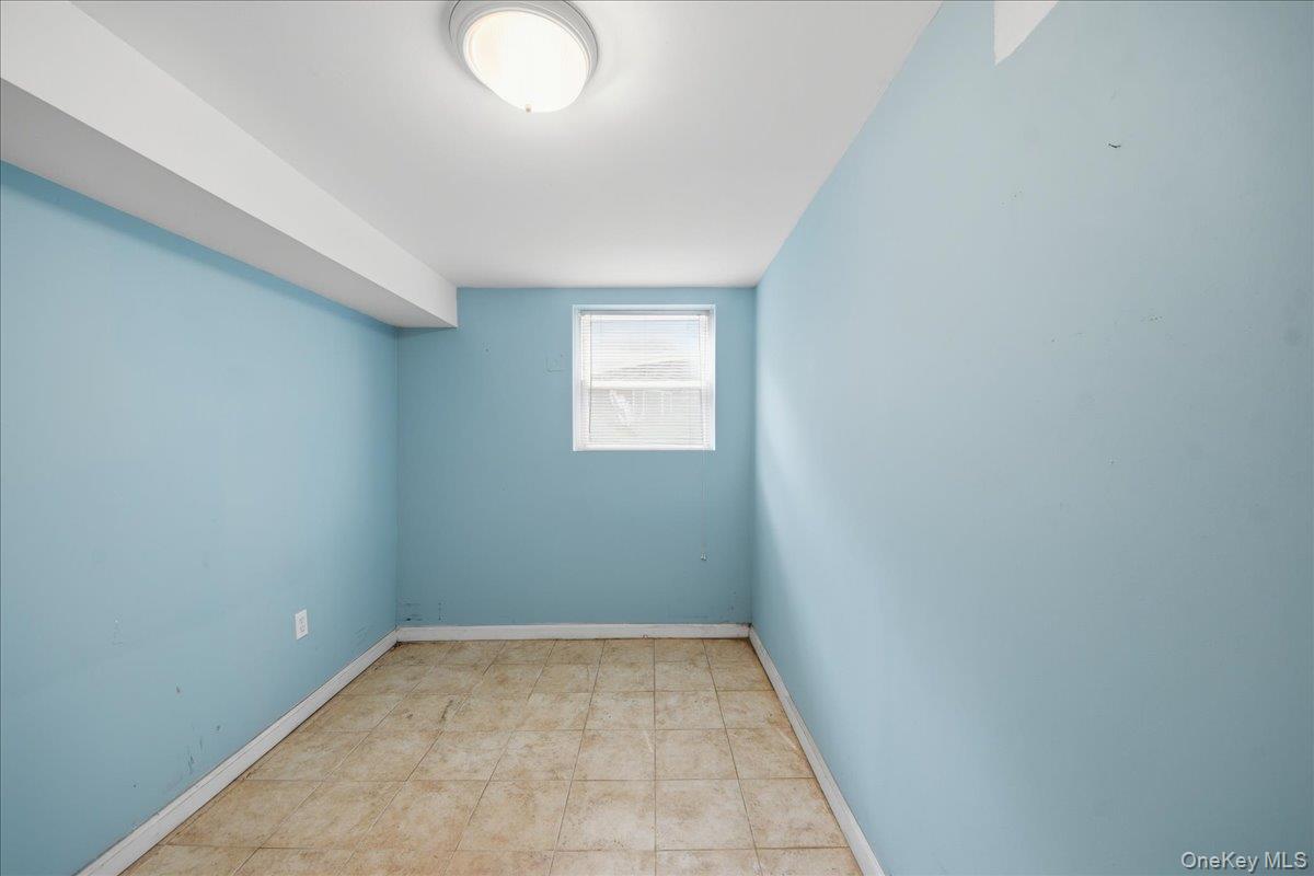 14 Glenn Place Property Photo 31