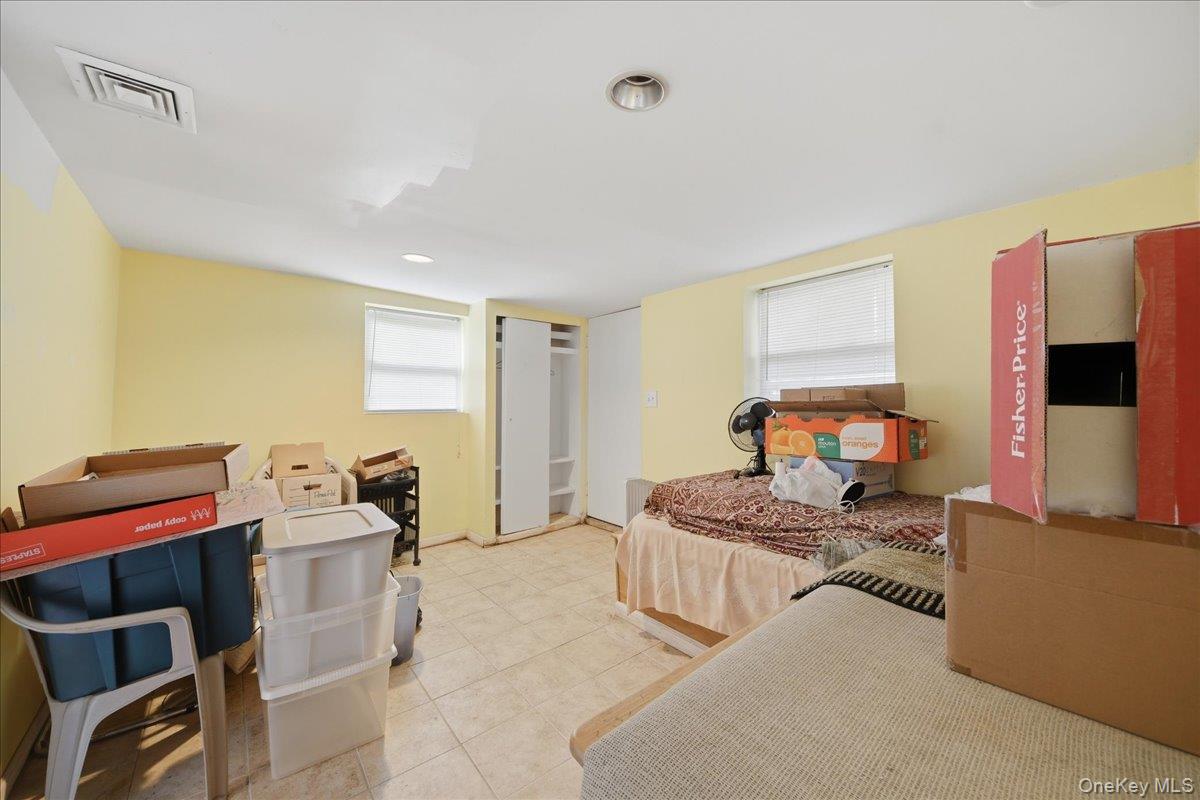 14 Glenn Place Property Photo 32