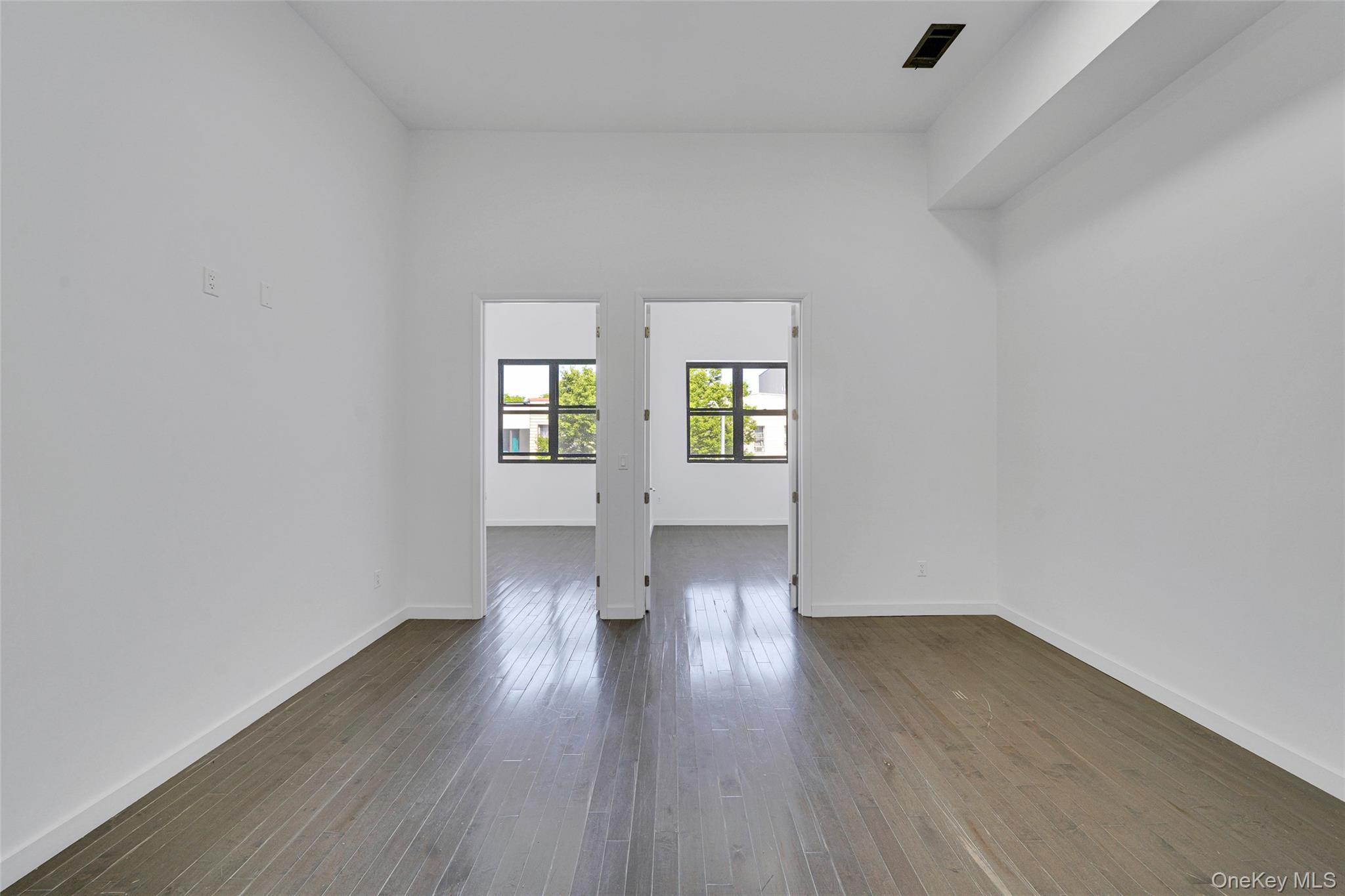 1106 Halsey Street Property Photo 17