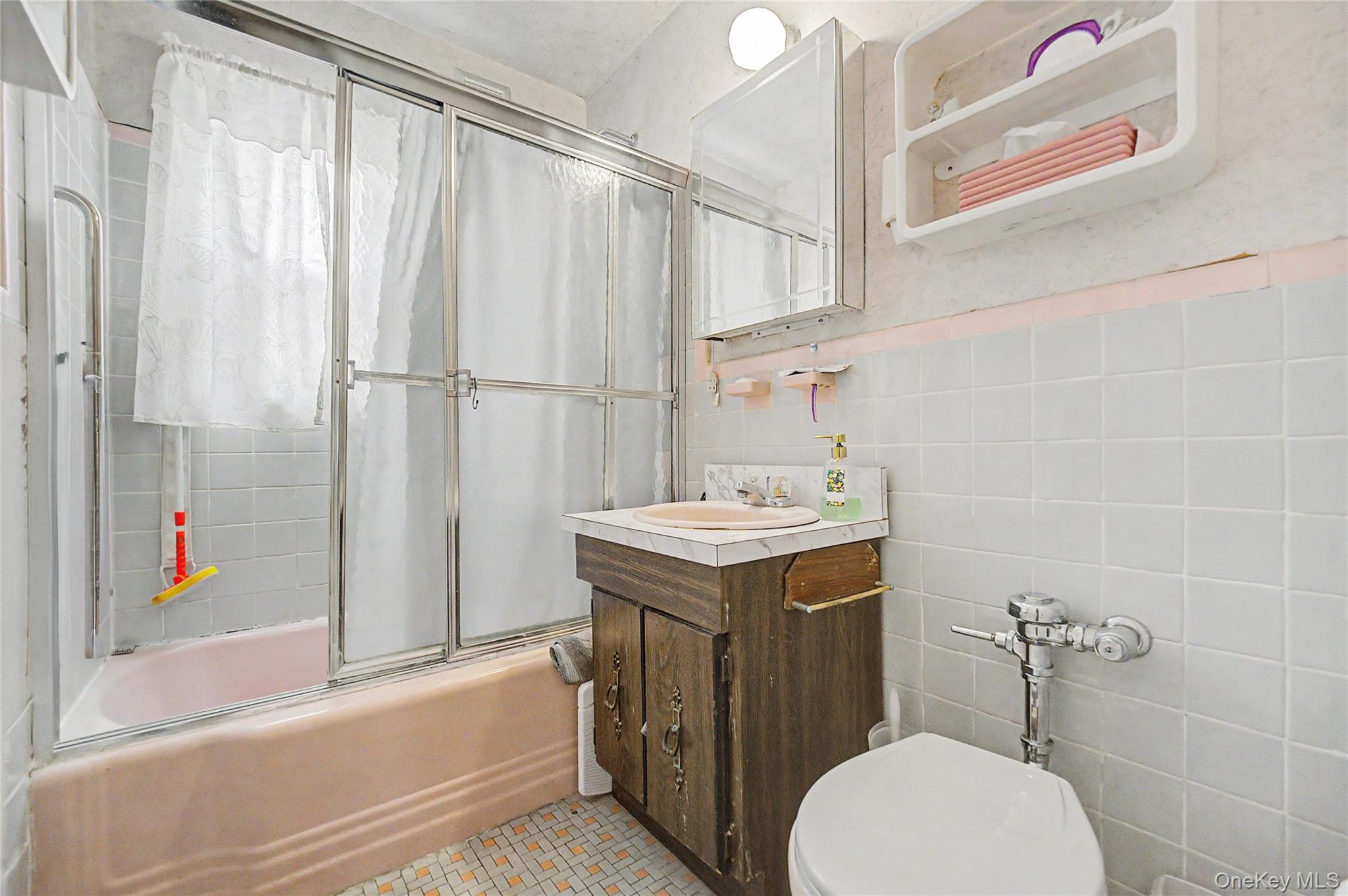 8007 250th Street Property Photo 30
