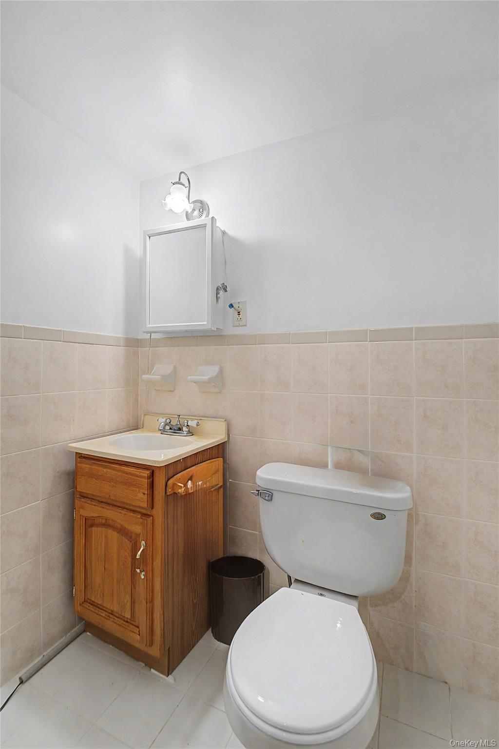 8007 250th Street Property Photo 32