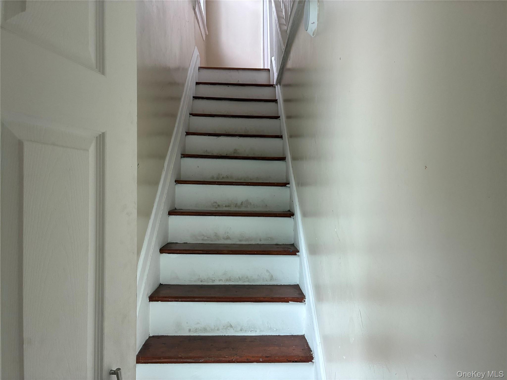12105 Linden Boulevard Property Photo 11