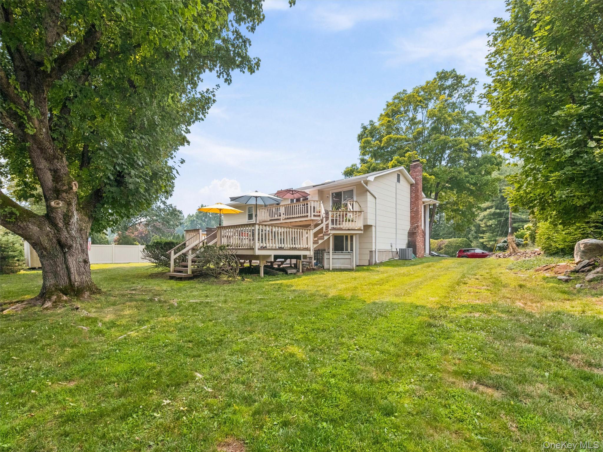 25 Preakness Lane Property Photo 46