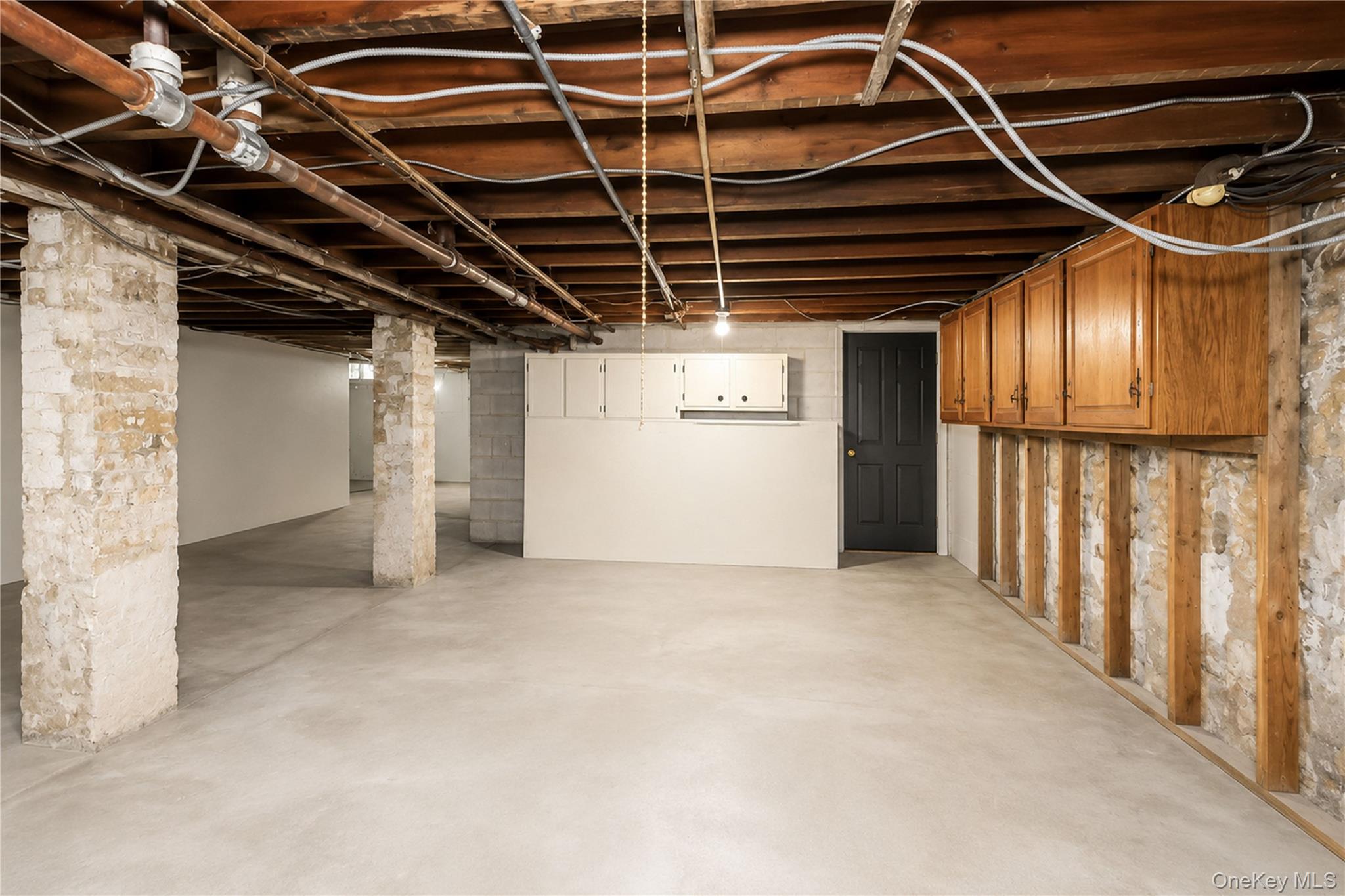 942 72nd Street Property Photo 31