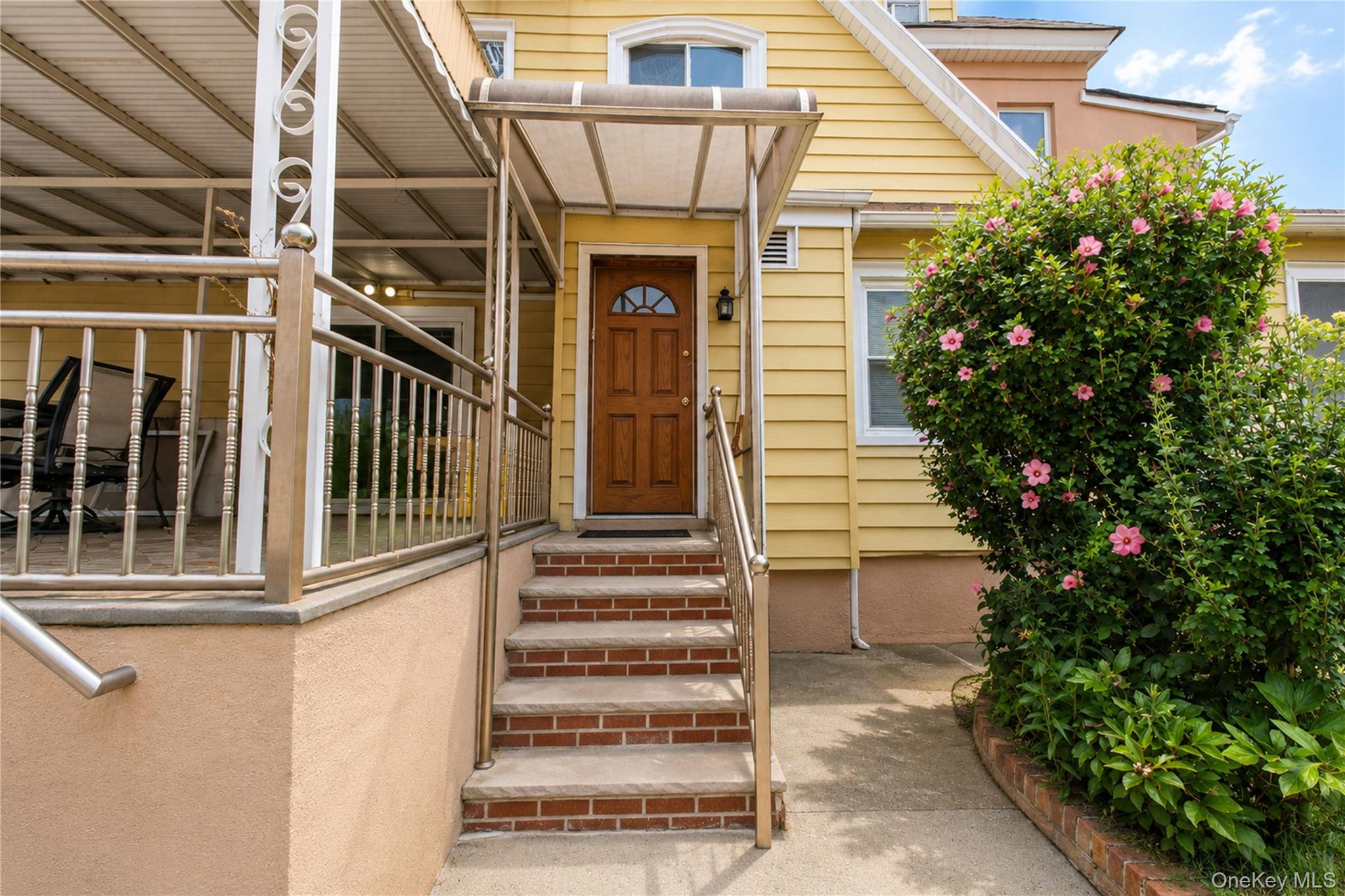 942 72nd Street Property Photo 32