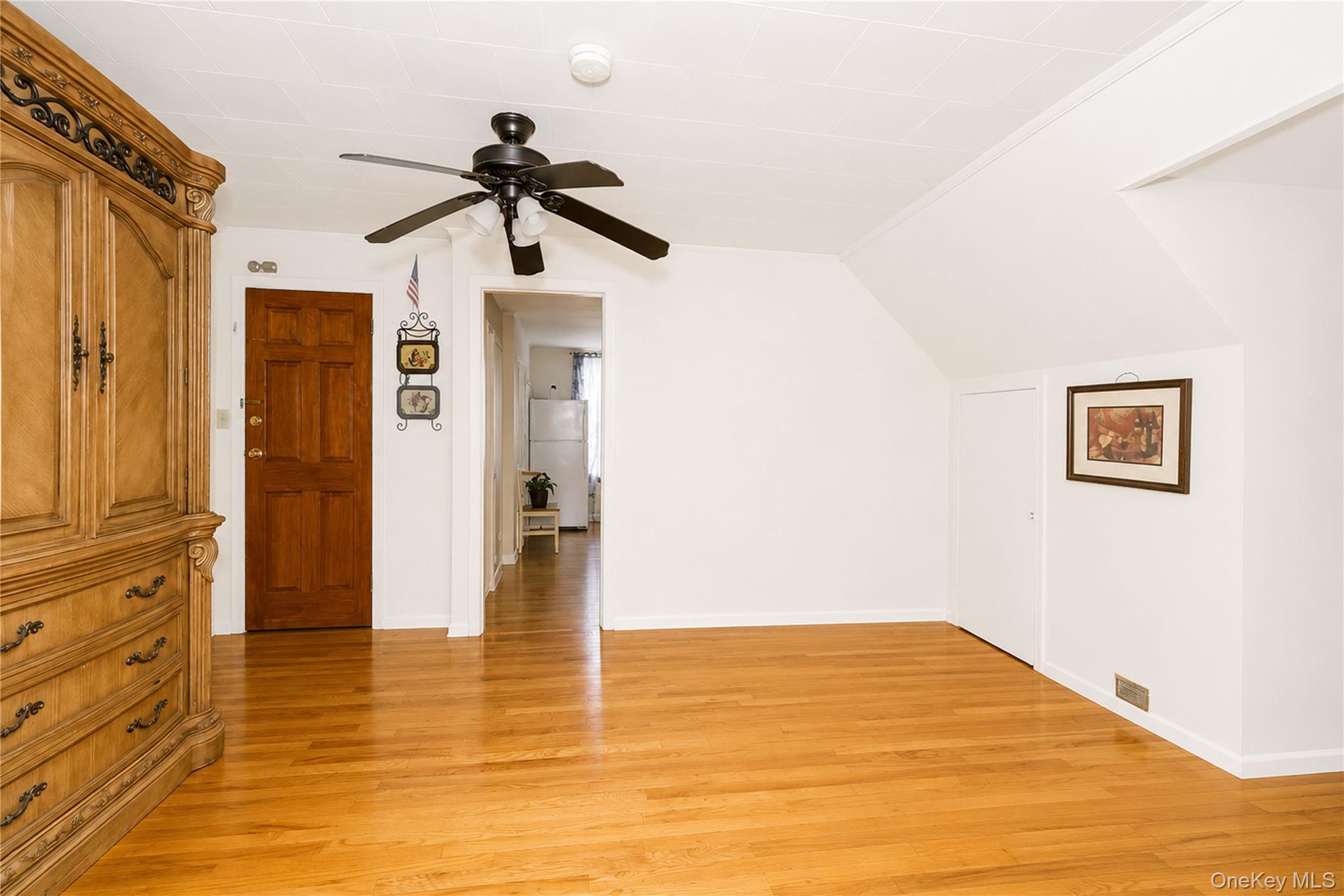942 72nd Street Property Photo 46
