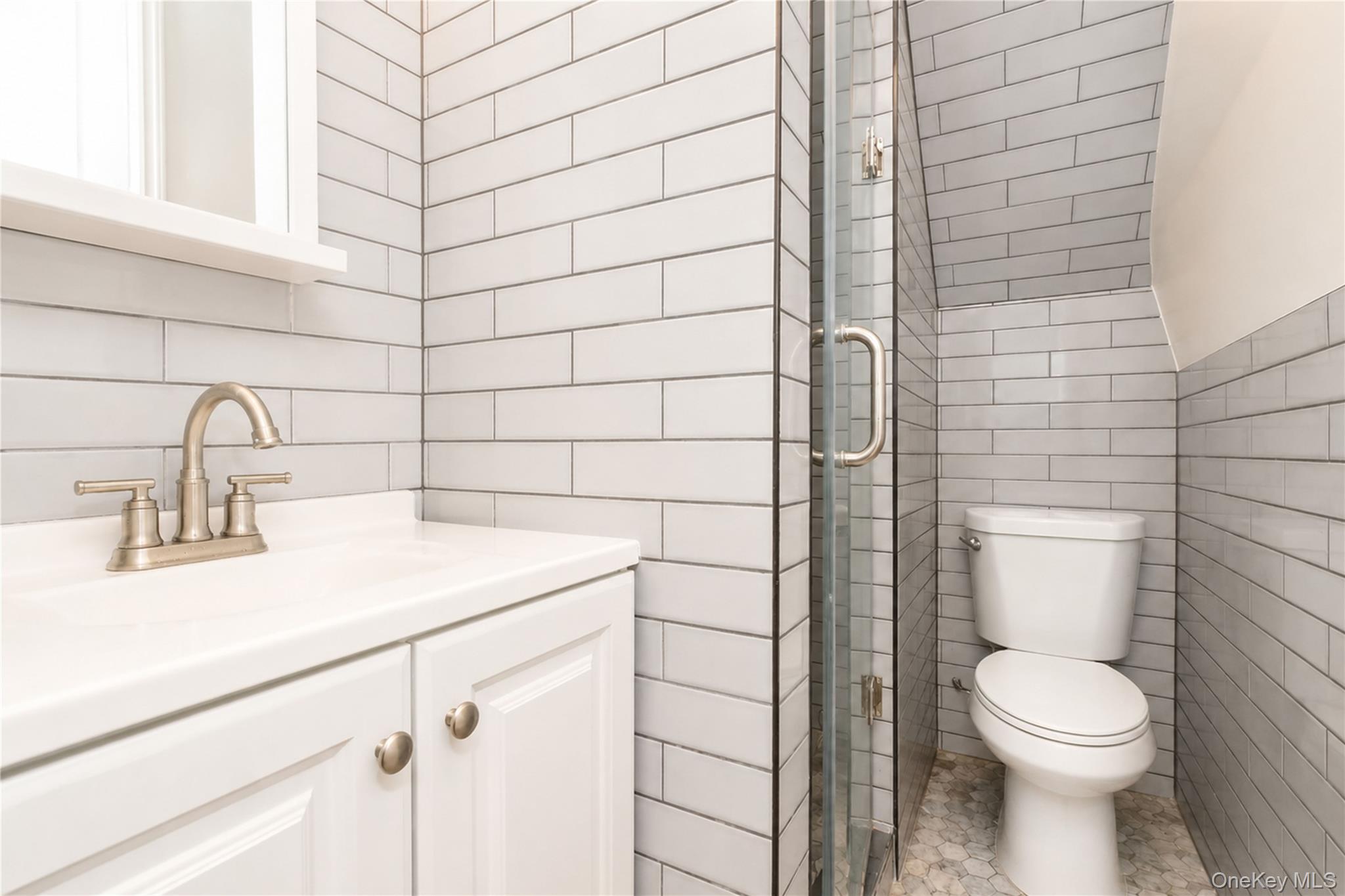 942 72nd Street Property Photo 49