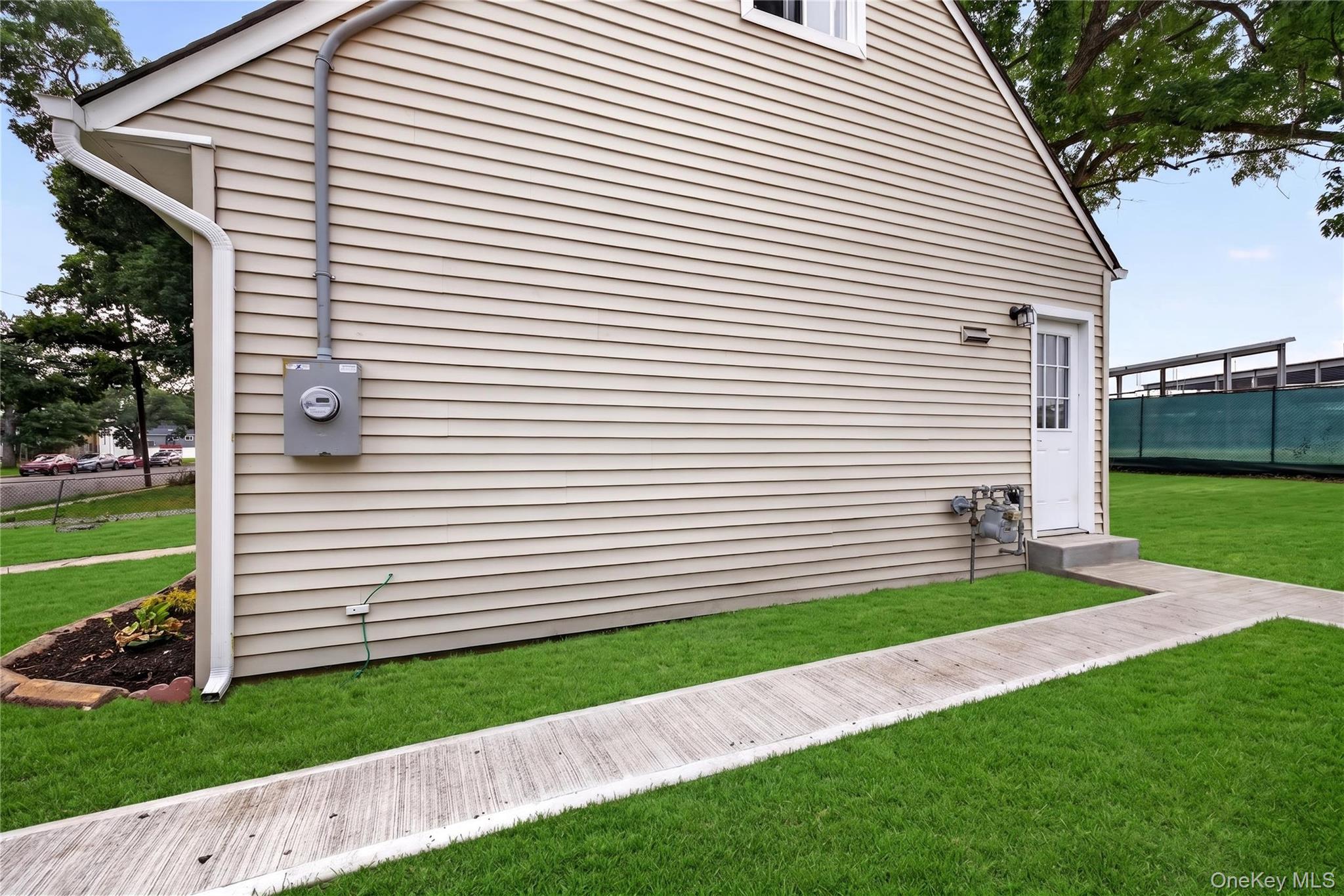 33 Parkway Boulevard Property Photo 6