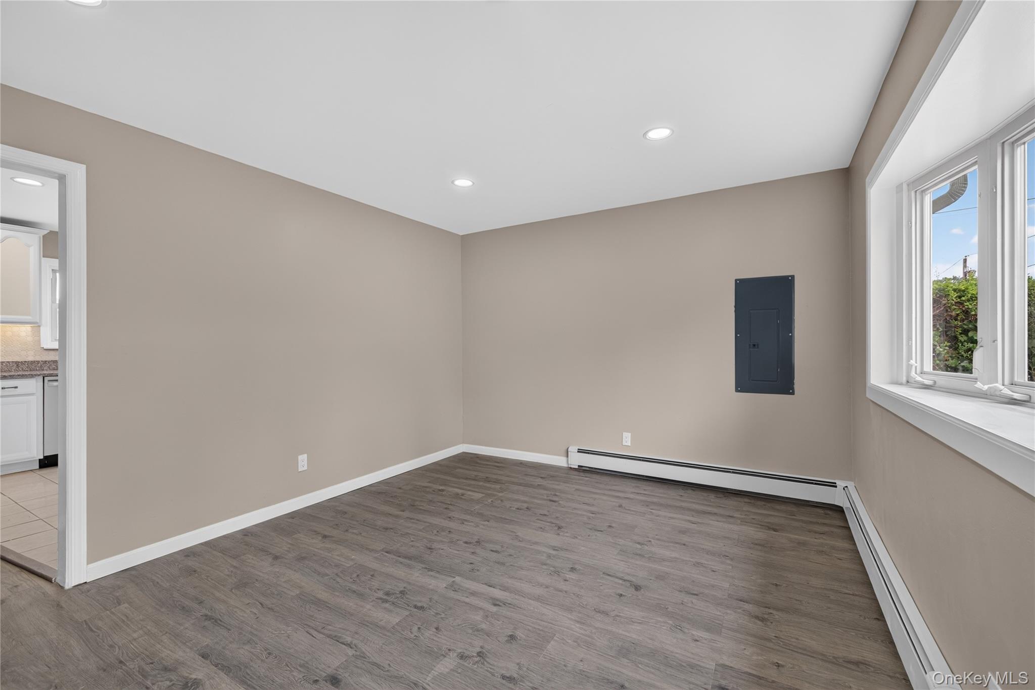 33 Parkway Boulevard Property Photo 8