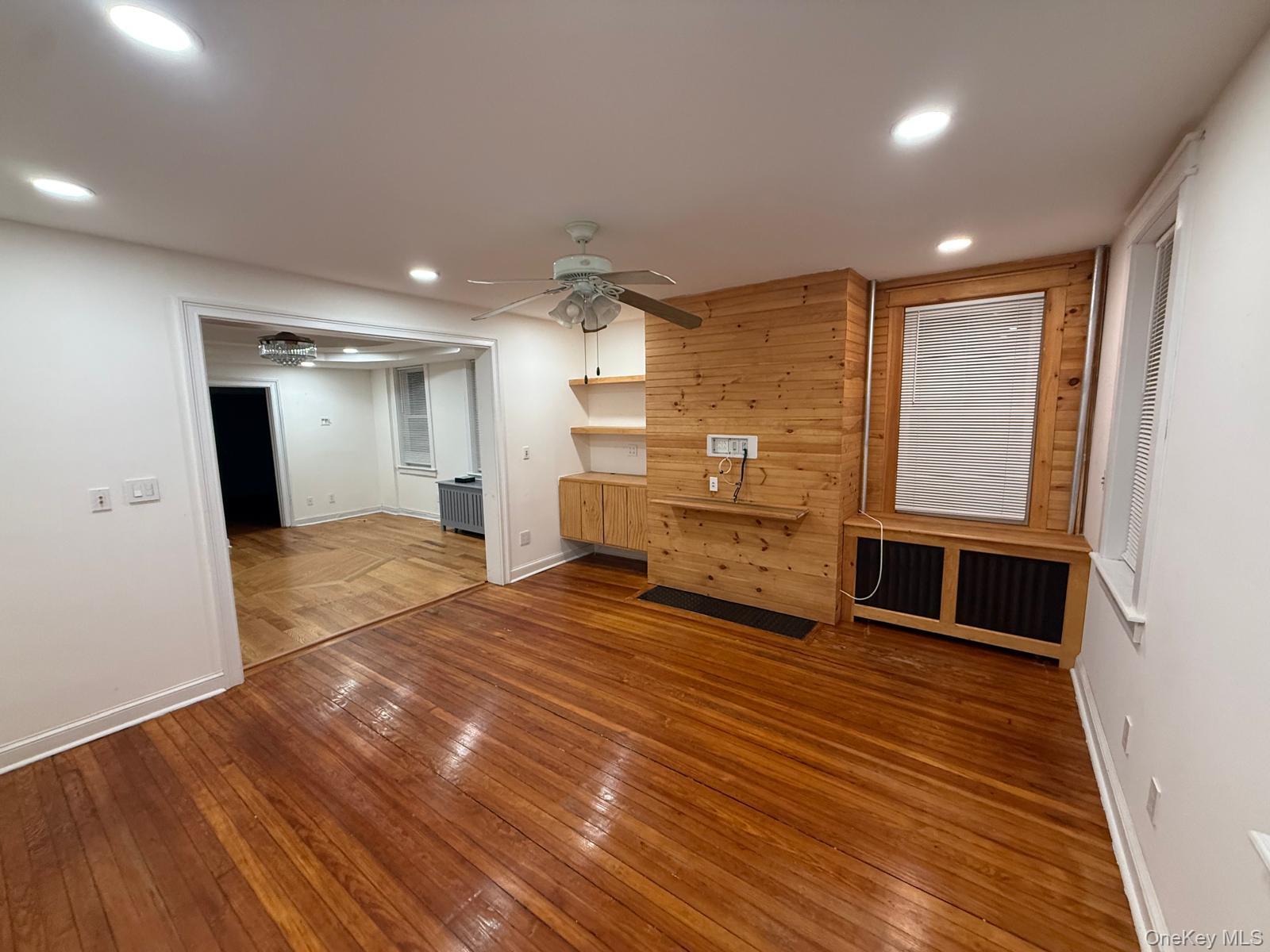 149 W Kingsbridge Road 1 Property Photo 1
