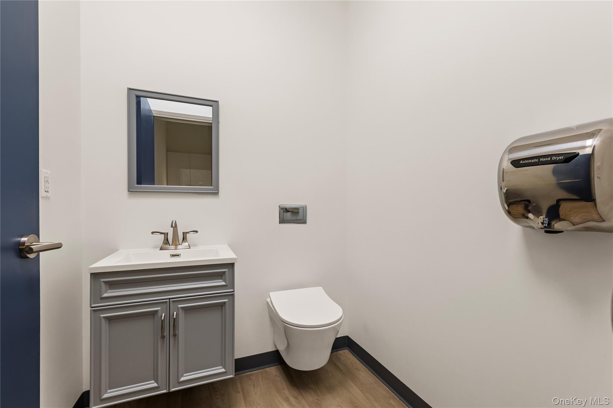 131-07 40th Road E20 Property Photo 7