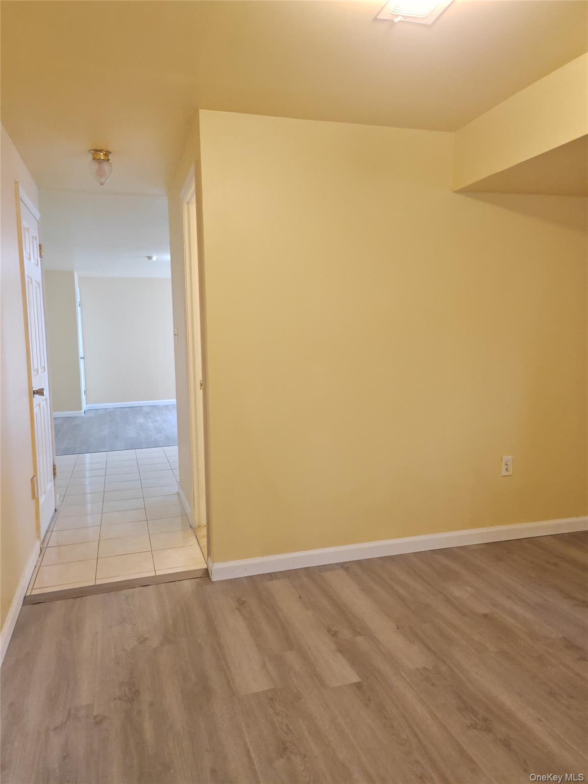 558 Eltingville Boulevard Property Photo 23
