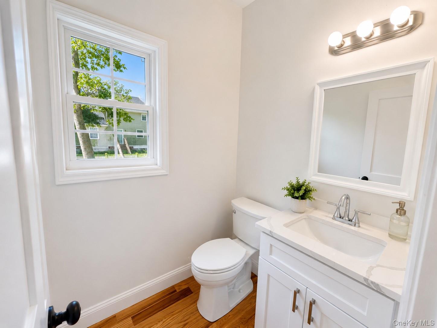 7 Edgewater Drive Property Photo 21