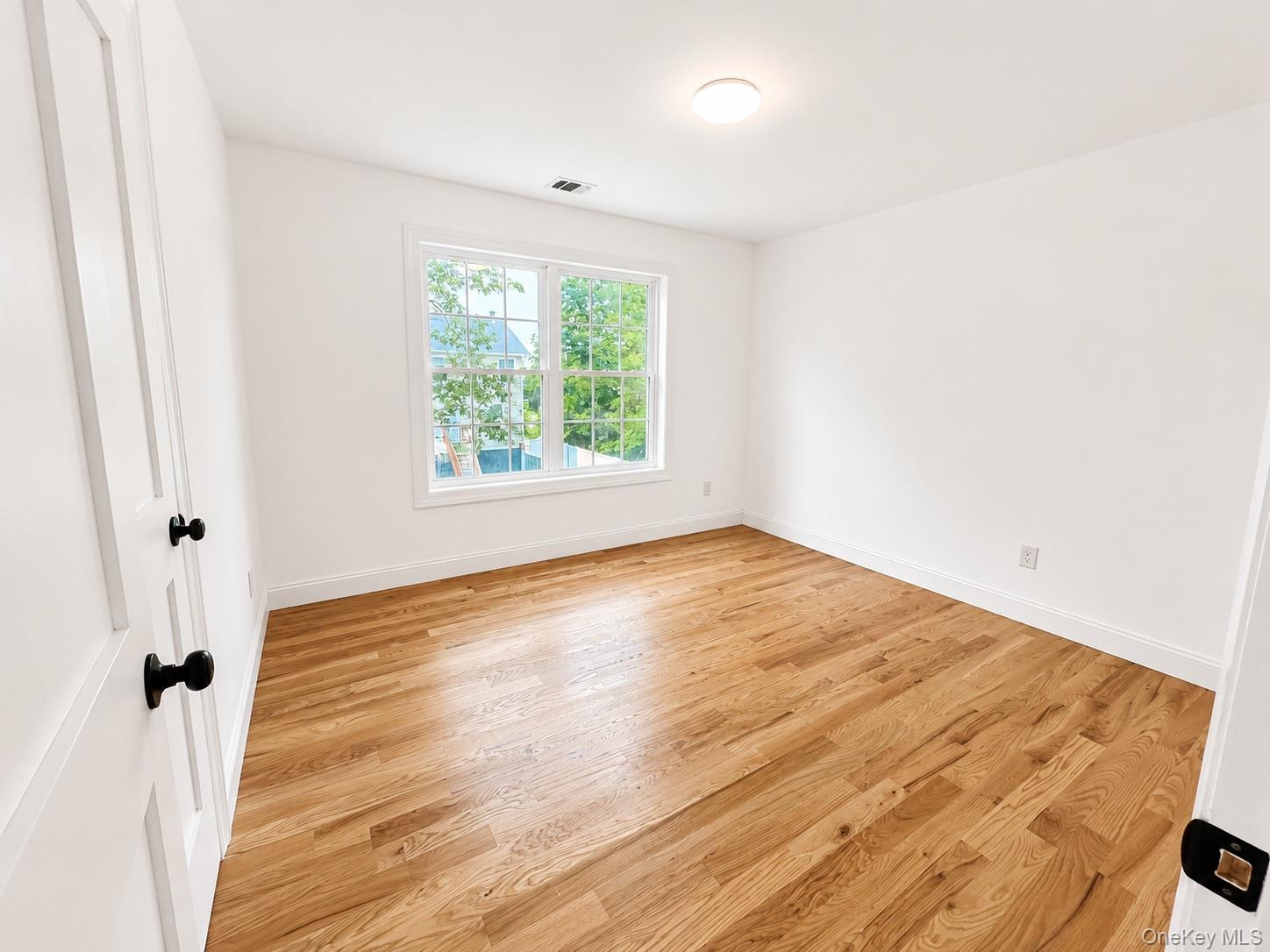 7 Edgewater Drive Property Photo 31