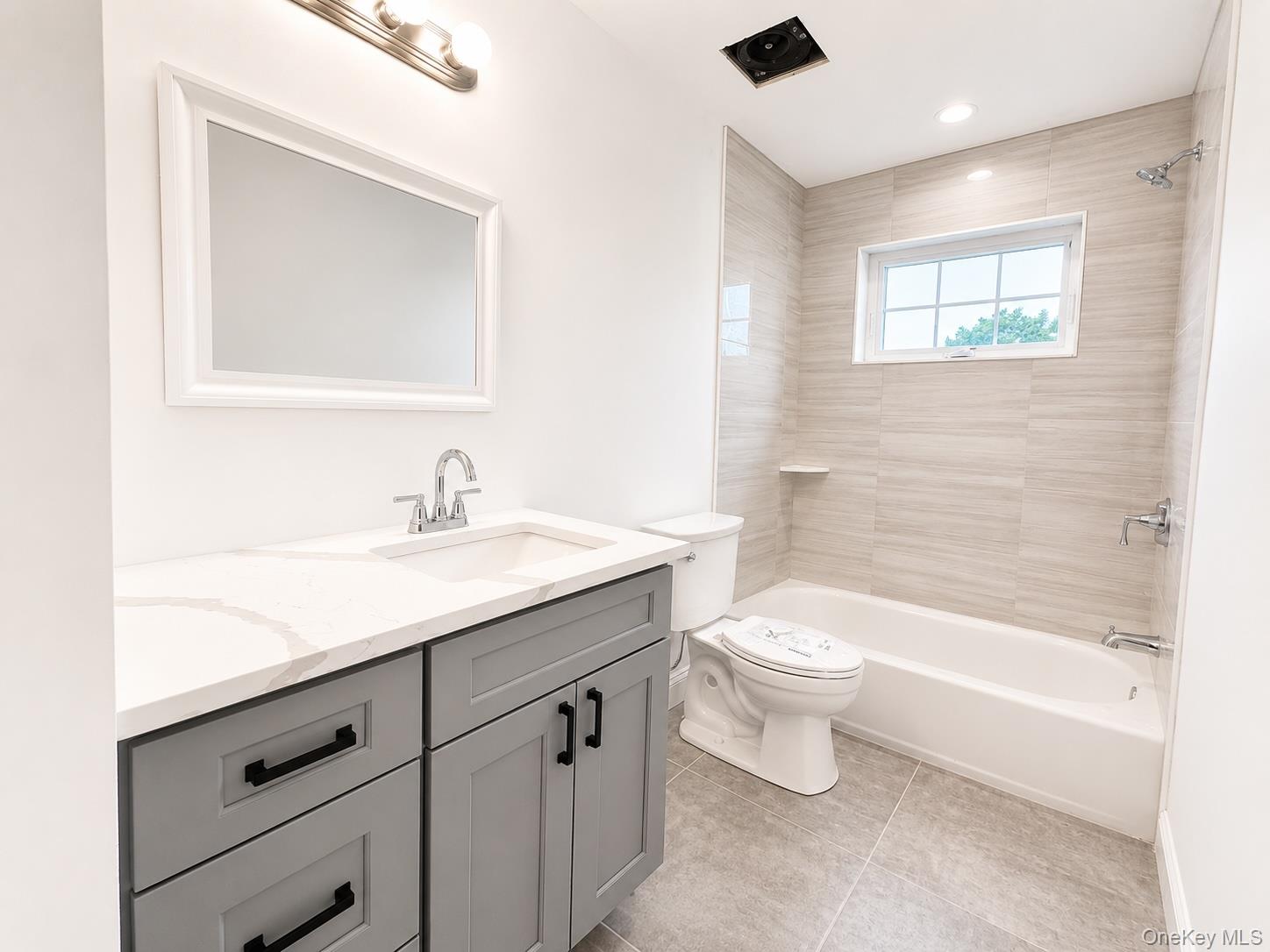 7 Edgewater Drive Property Photo 33