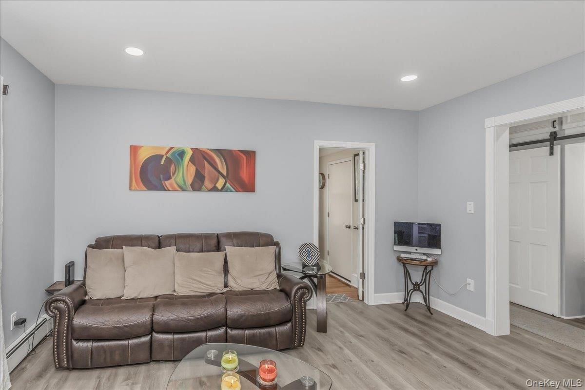 22 Homan Boulevard Property Photo 11