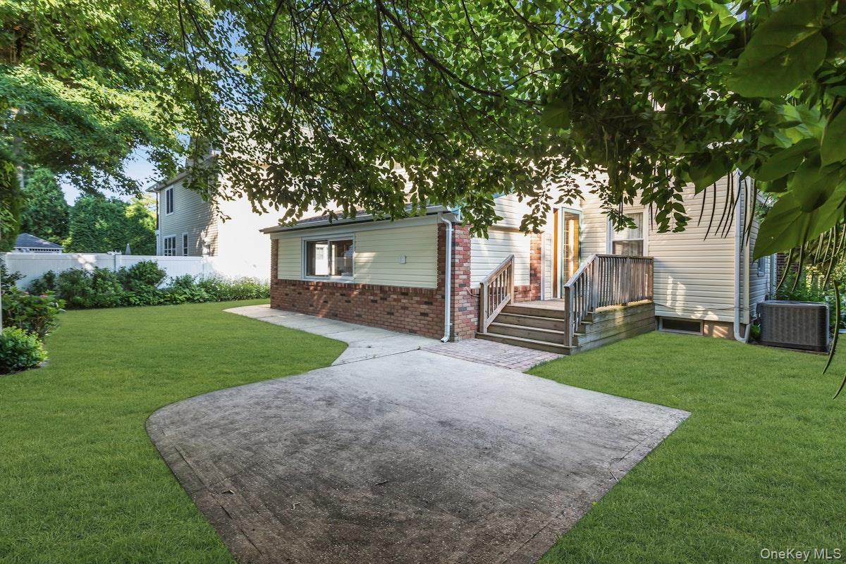 181 Woodbine Avenue Property Photo 33
