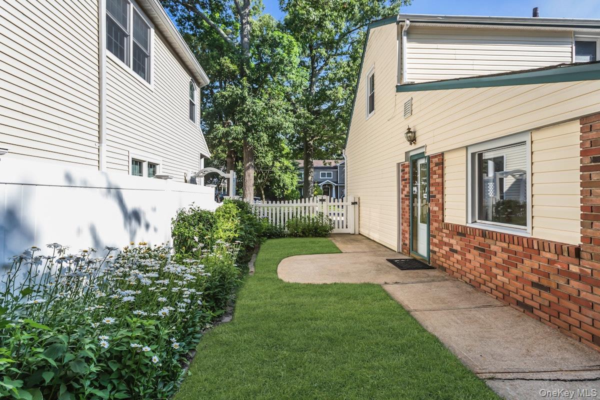 181 Woodbine Avenue Property Photo 35