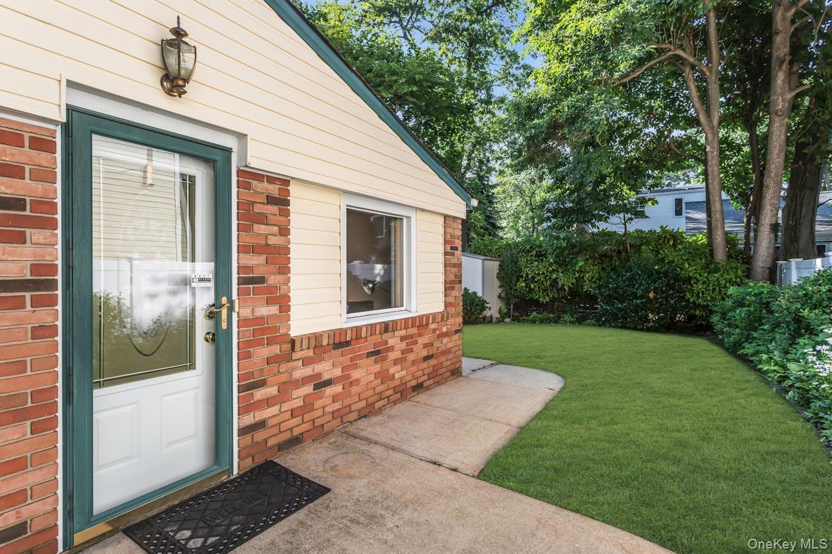 181 Woodbine Avenue Property Photo 37