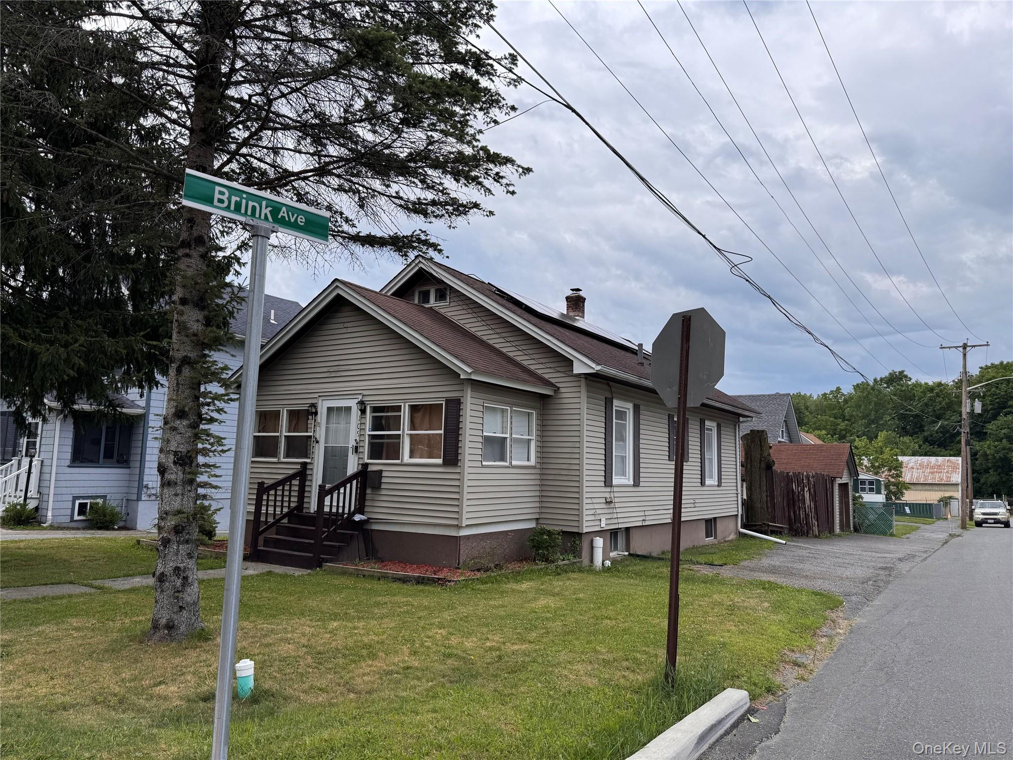 109 Lake Avenue Property Photo 1