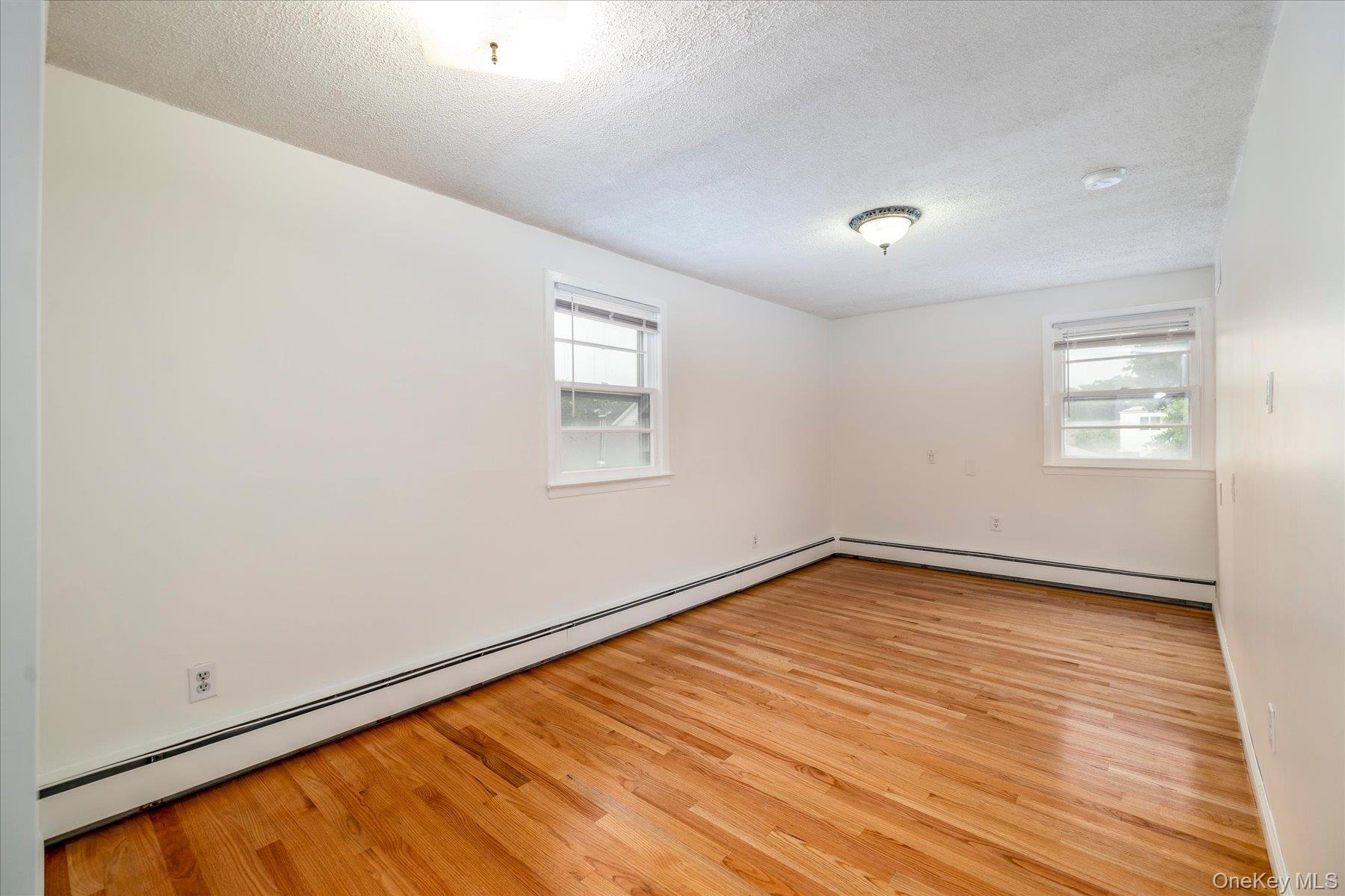 303 Oceanside Parkway Property Photo 19