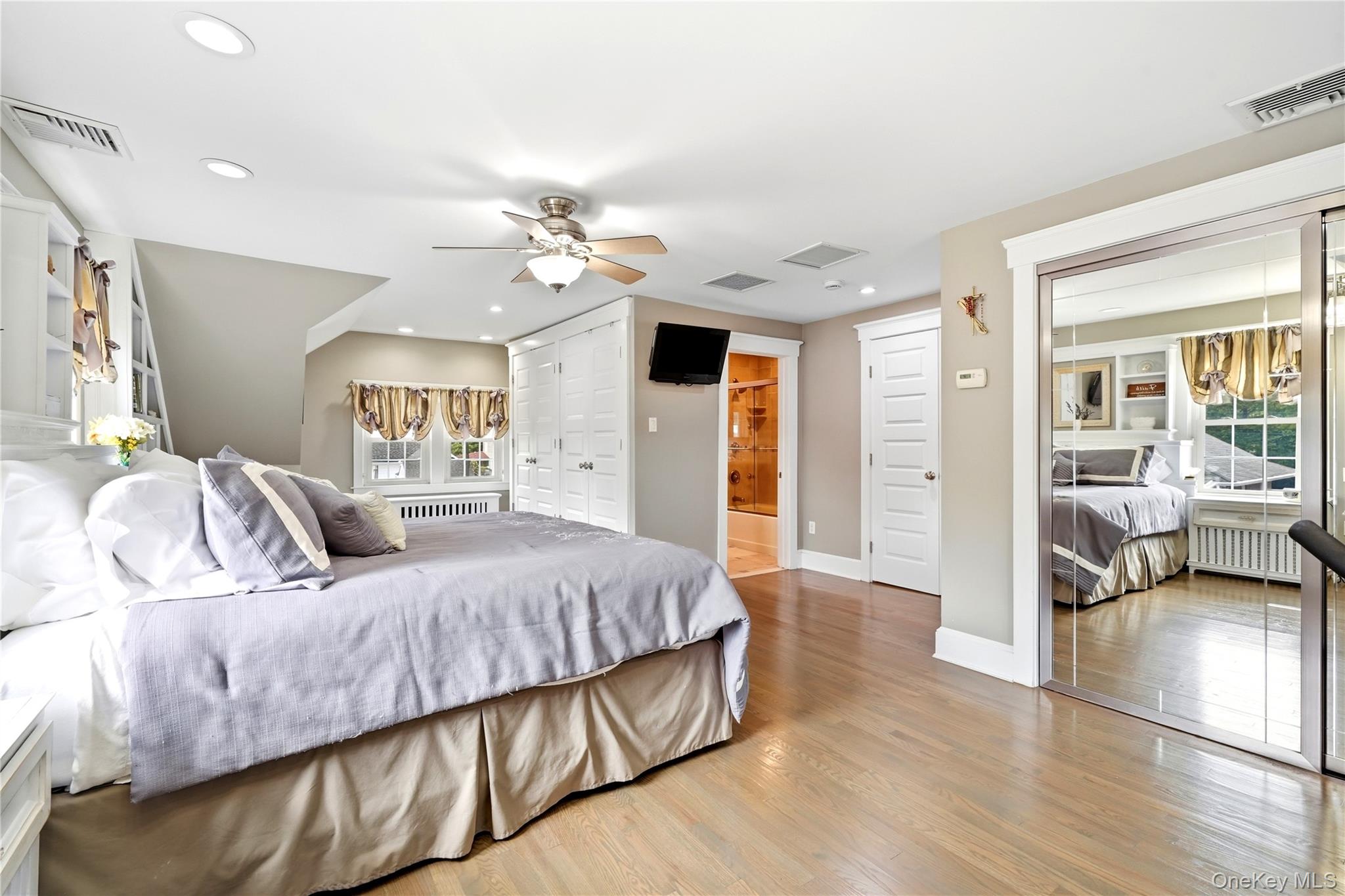 11 Hampton Street Property Photo 32