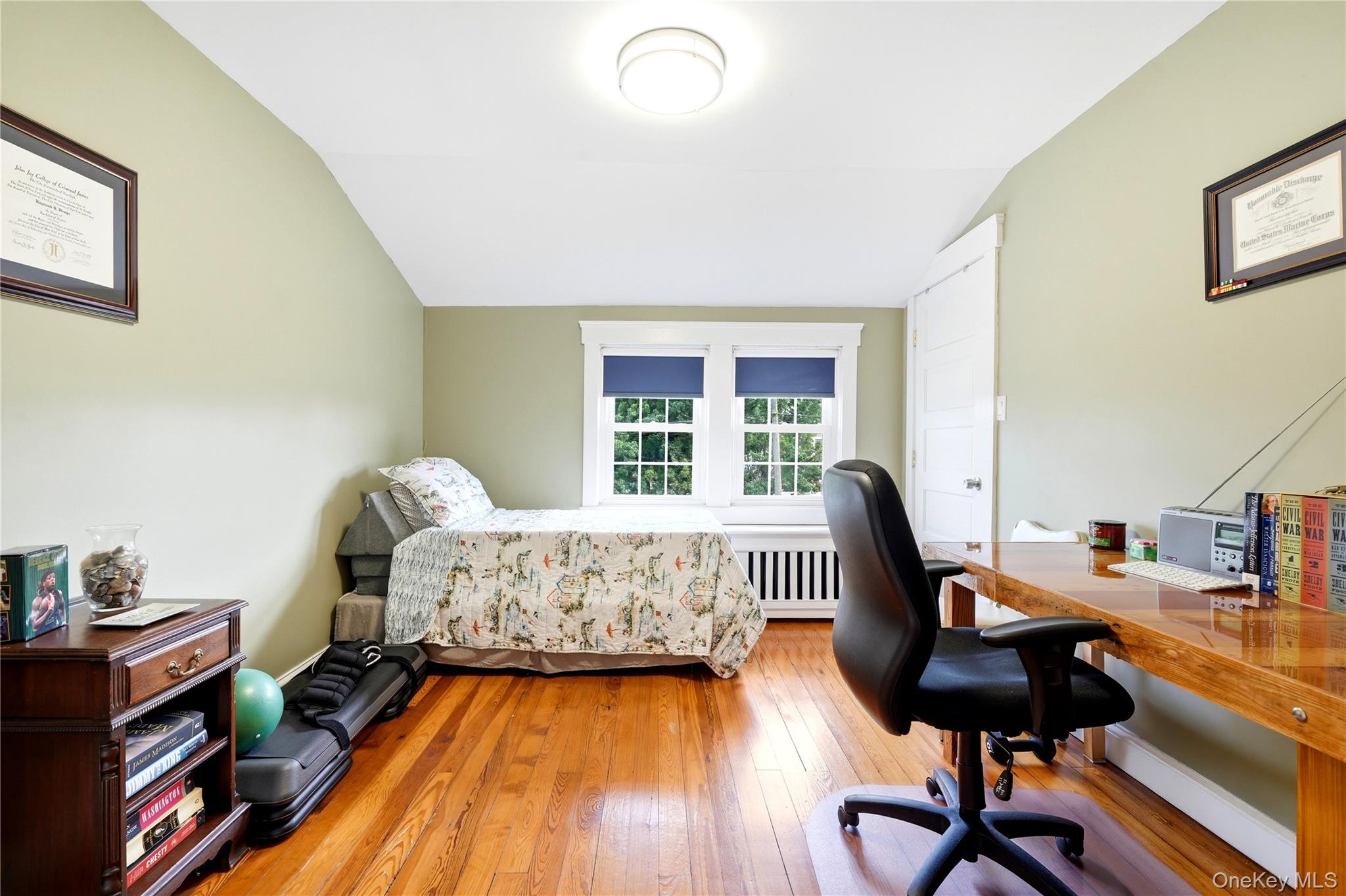 11 Hampton Street Property Photo 38