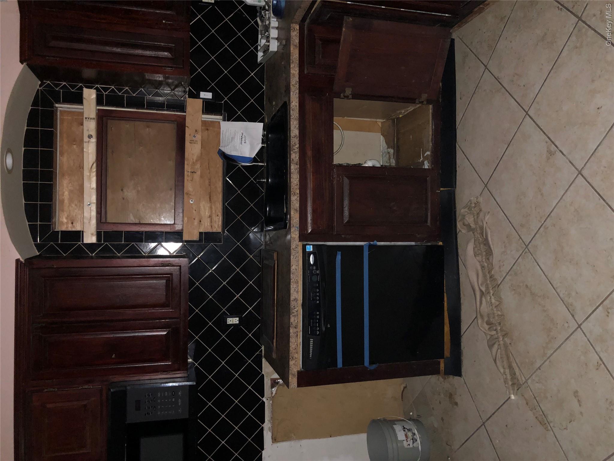 235 Mount Vernon Avenue Property Photo 5