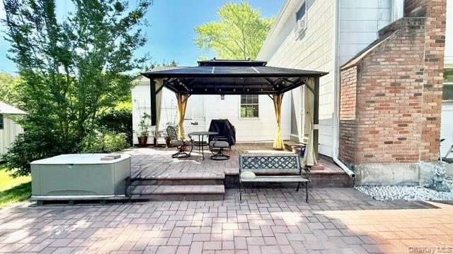 37 Hampton Avenue Property Photo 31