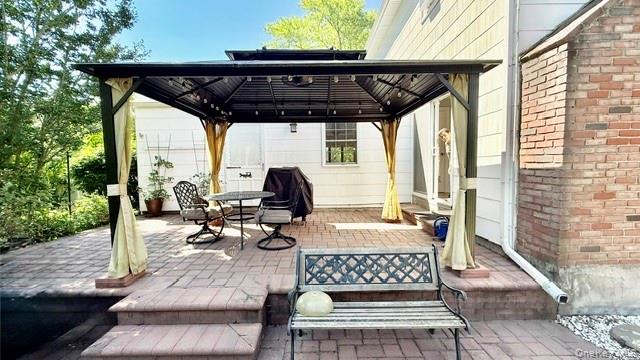 37 Hampton Avenue Property Photo 32