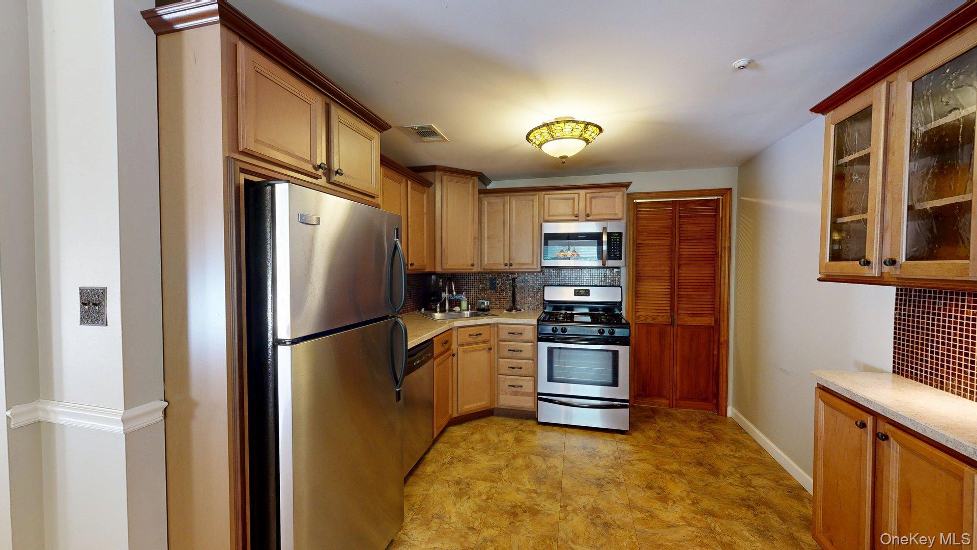 604 Blue Ridge Drive Property Photo 10