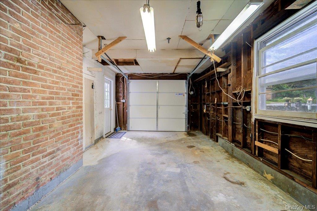 15 Nightingale Road Property Photo 30