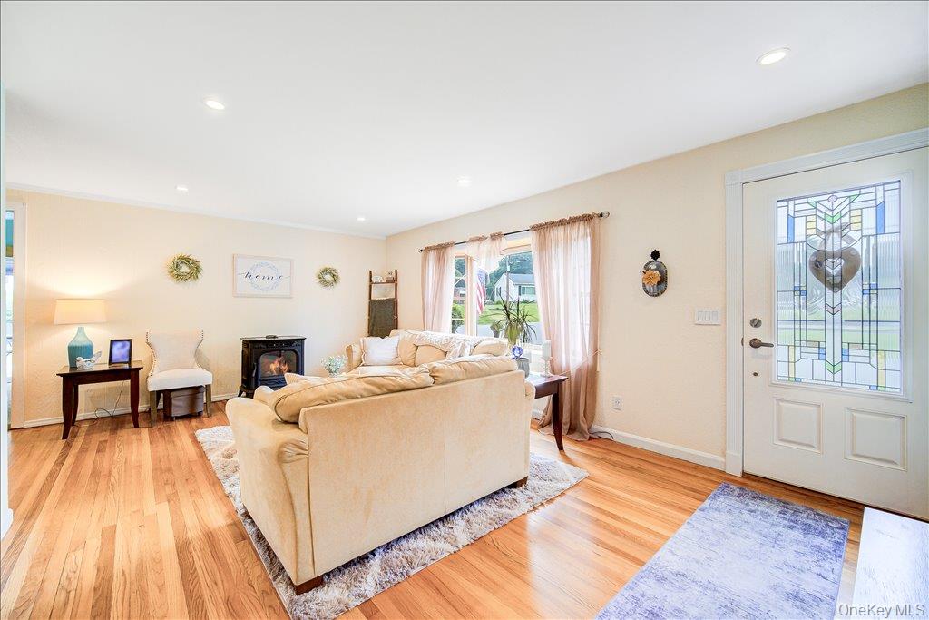 17 Brian Road Property Photo 3