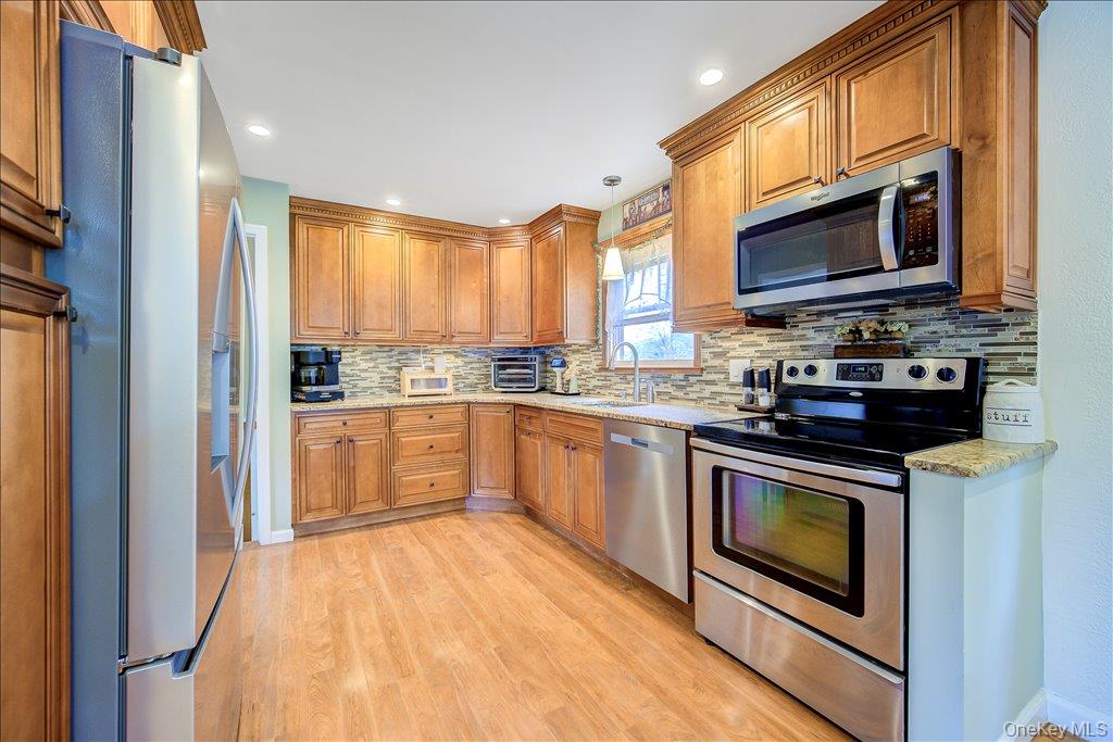 17 Brian Road Property Photo 12