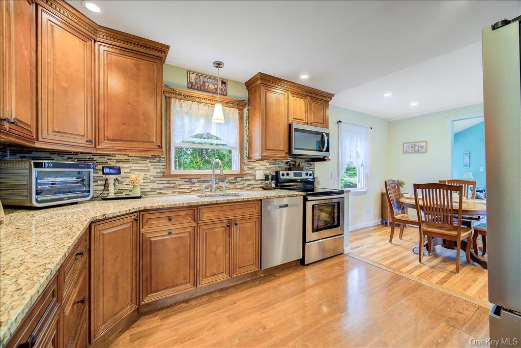 17 Brian Road Property Photo 14