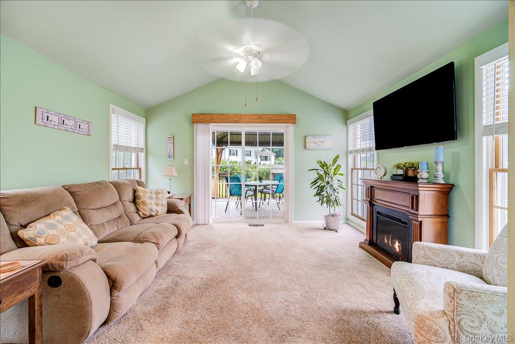 17 Brian Road Property Photo 17