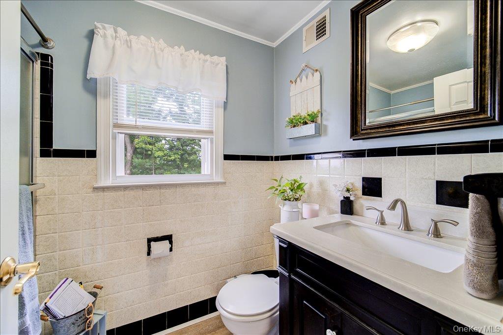 17 Brian Road Property Photo 20