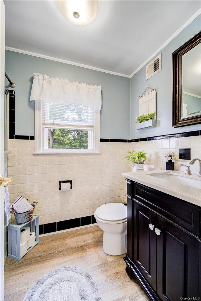 17 Brian Road Property Photo 21
