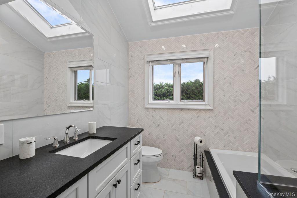 3343 Seawane Drive Property Photo 30